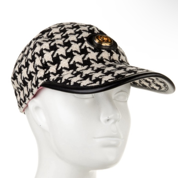 Gucci GG Houndstooth Hat